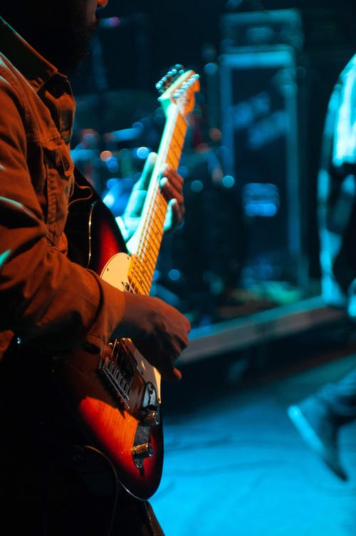 Michael Kelly Guitars Review 1