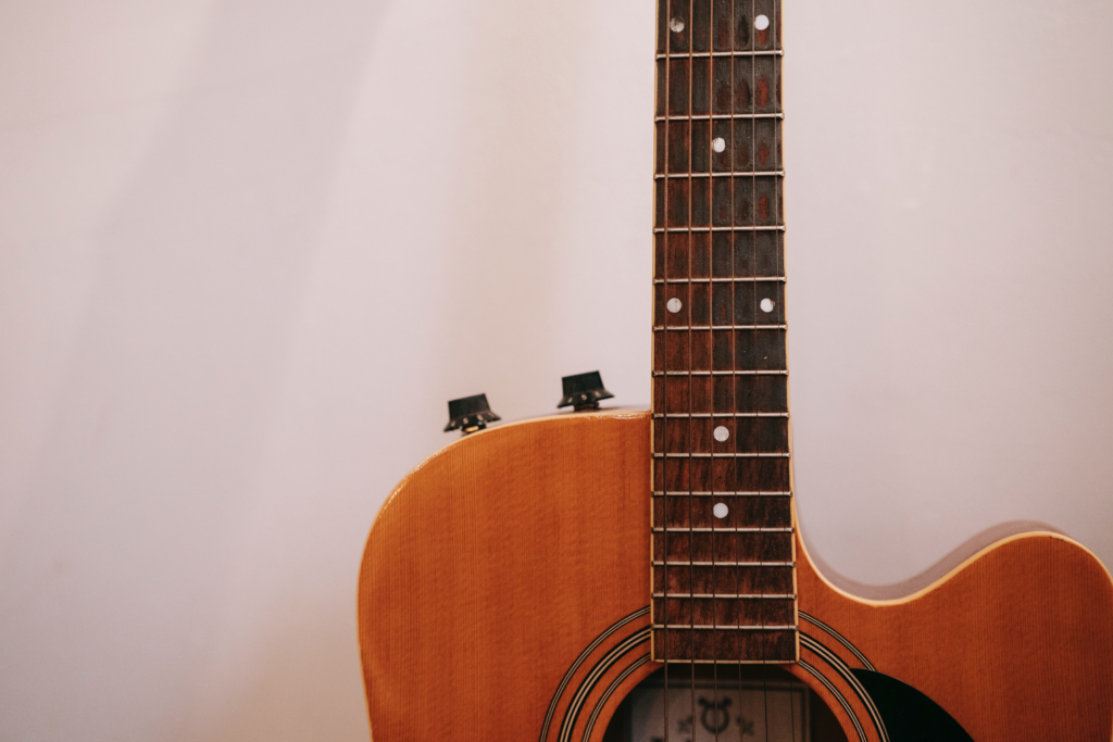 Acoustic-electric guitar