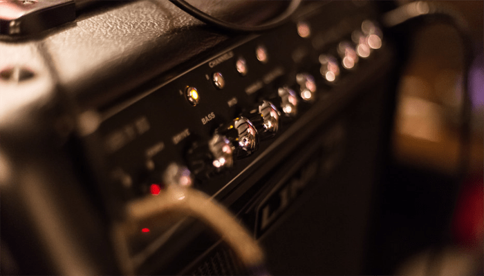 Les meilleurs amplis guitare à moins de 300